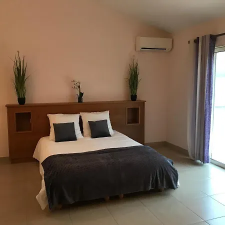 Villa Oscarioni *